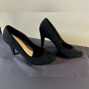 Kelly & Katie Suede Black Heels